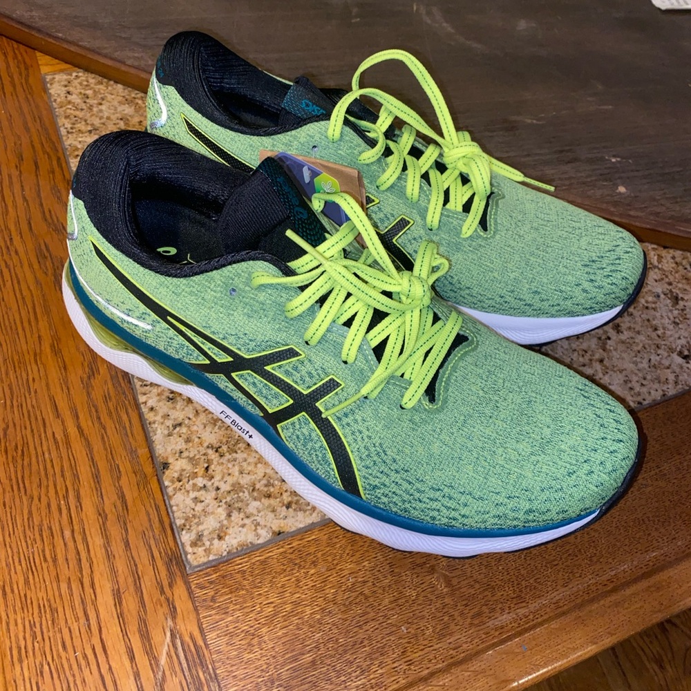 NEW Mens ASICS Gel Nimbus 24
